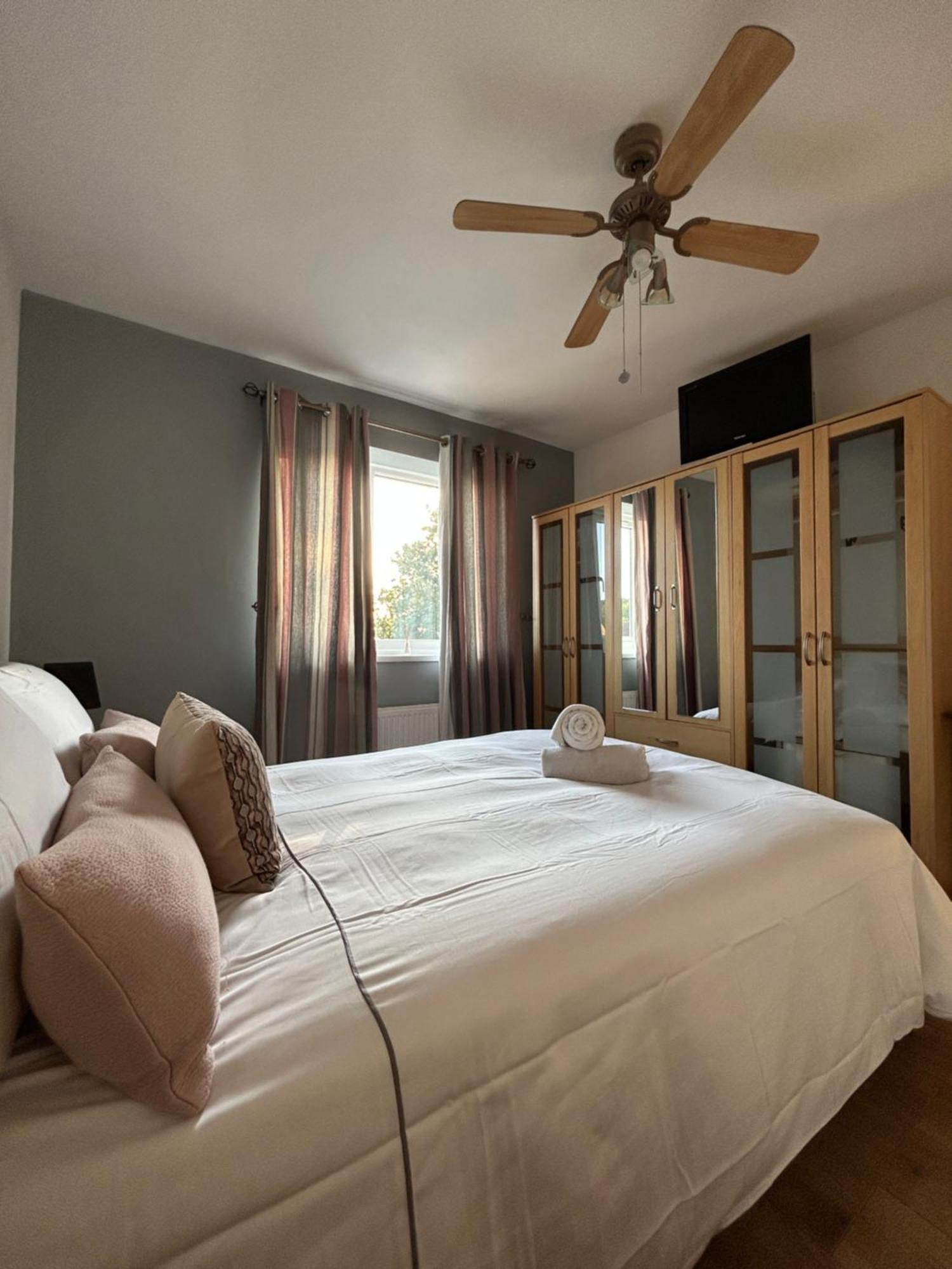 No6 Overnight Stays Free Onsite Parking Hindlip Екстер'єр фото