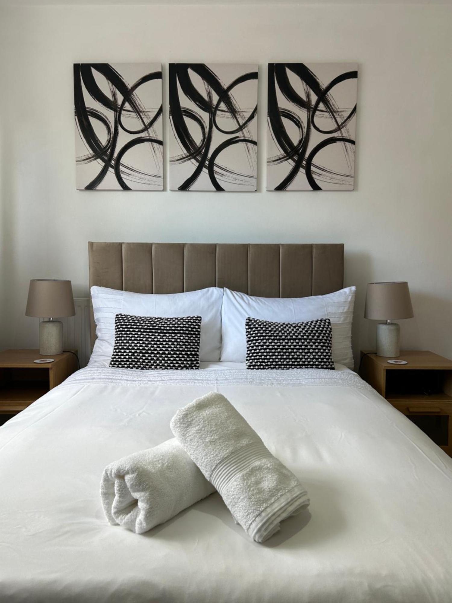 No6 Overnight Stays Free Onsite Parking Hindlip Екстер'єр фото