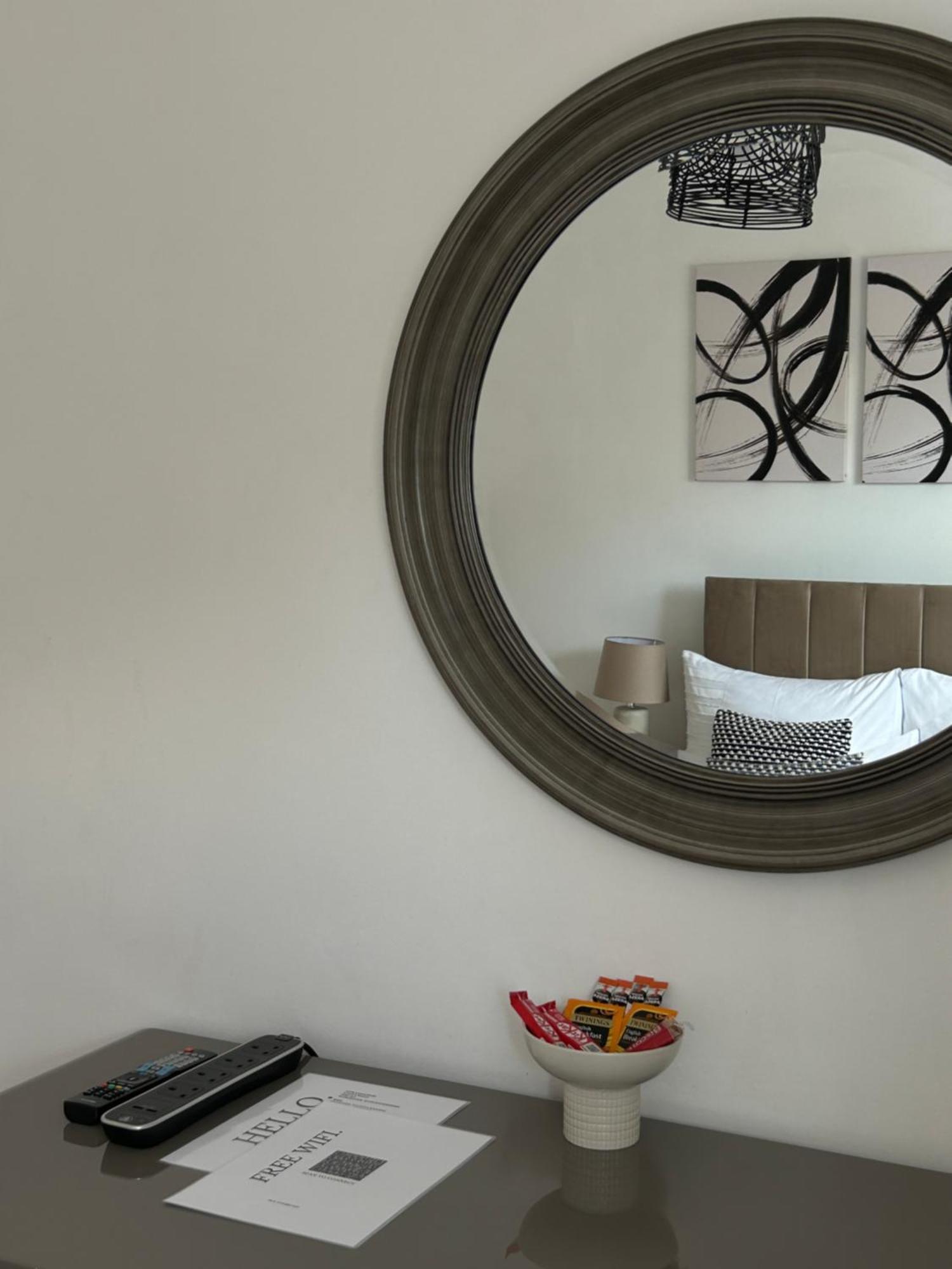 No6 Overnight Stays Free Onsite Parking Hindlip Екстер'єр фото